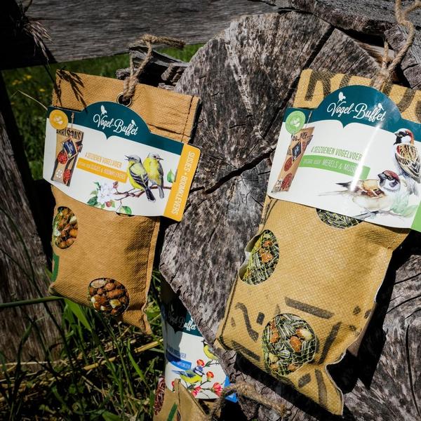 Bird-buffet | Rags feeder | 300 gram - Sijsjes & Boomklevers  BotanicBridge