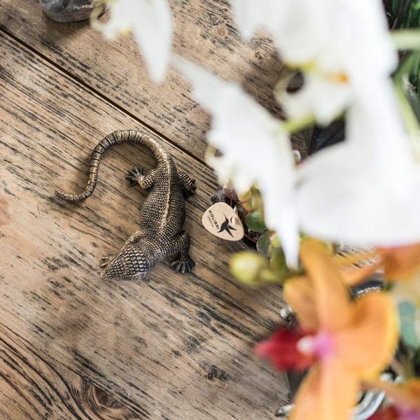 Kolibri Home | Ornament - Zwart/ gouden decoratie Lizard  BotanicBridge